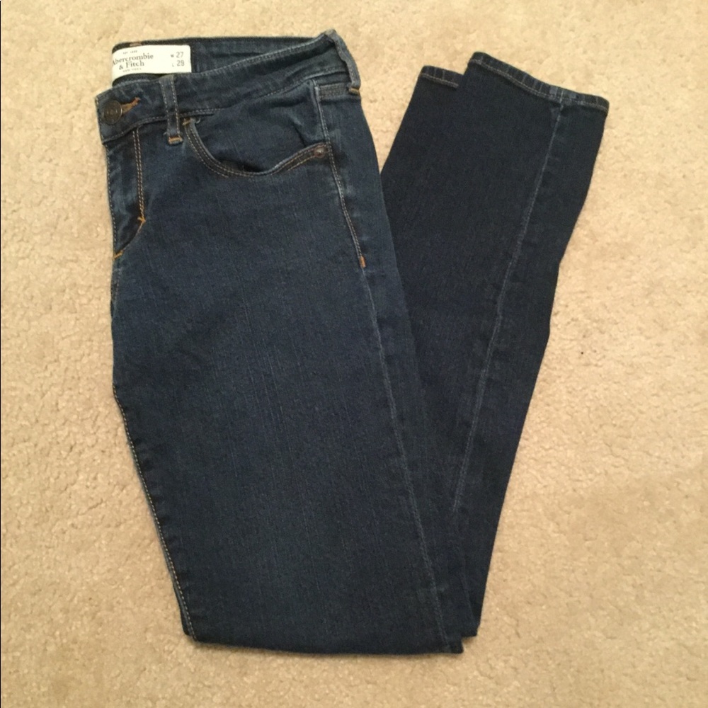 Abercrombie & Fitch skinny jeans - 4 short